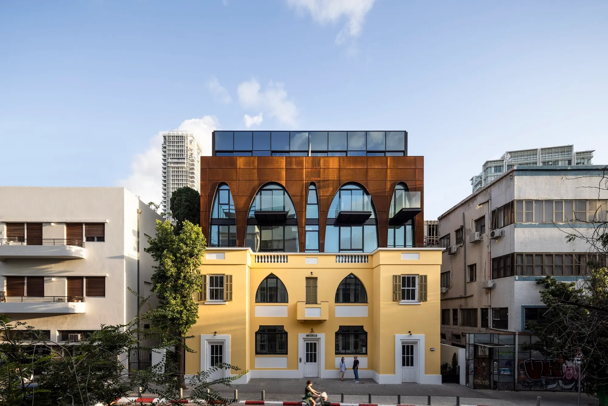 22 Montefiori Residential and Commercial Building: A Harmonious Blend of History and Modernity in Tel Aviv