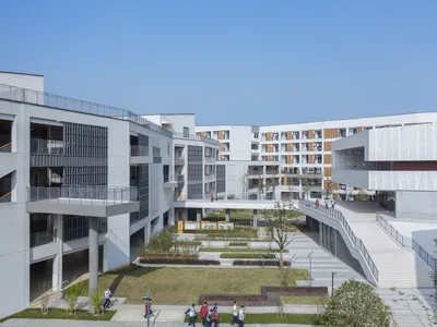 Ecological Campus Design at Hangzhou Zhongtai Middle School: A Fusion of Nature and Education