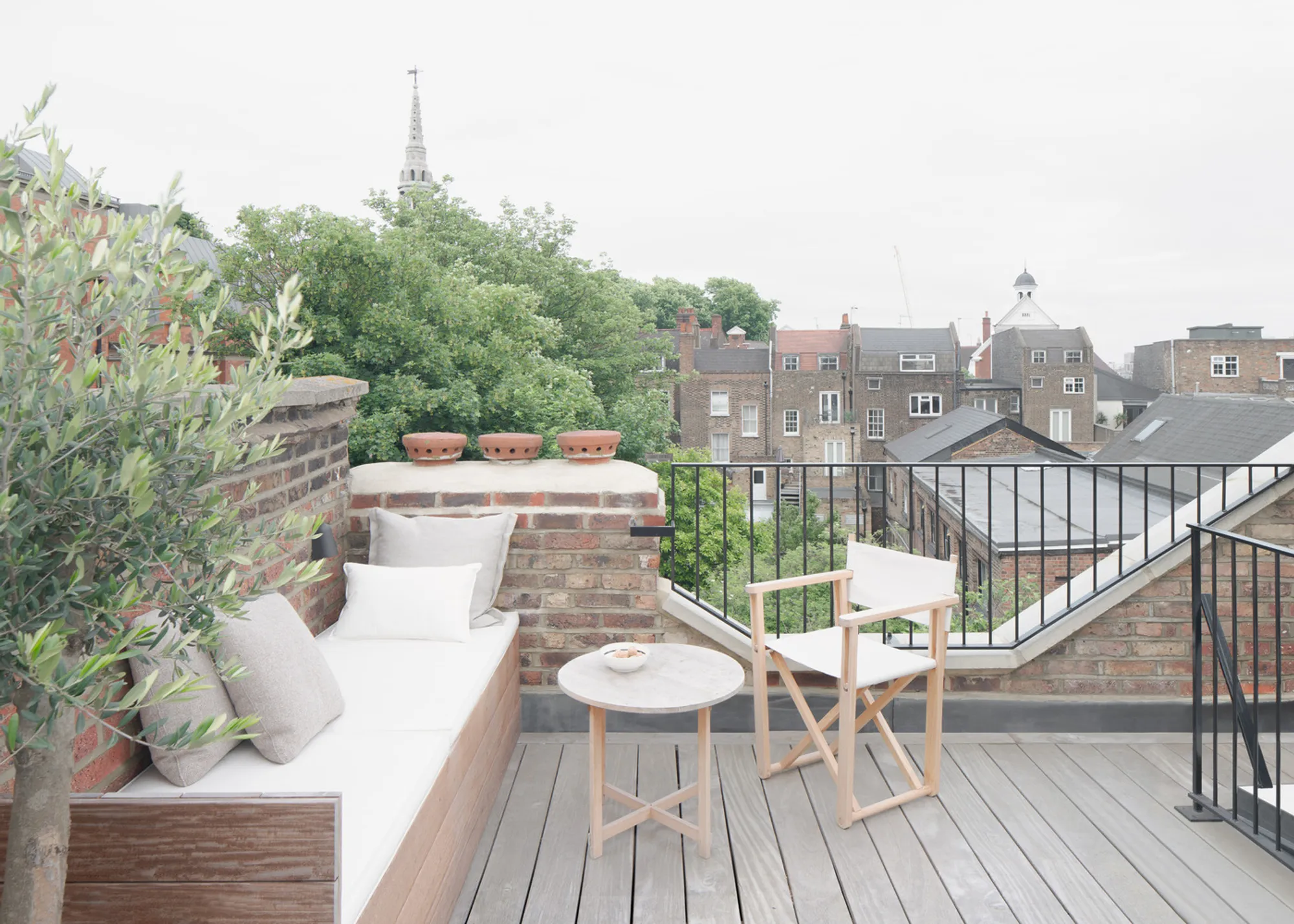House for Cellist: A Harmonious Blend of Design and Functionality in London