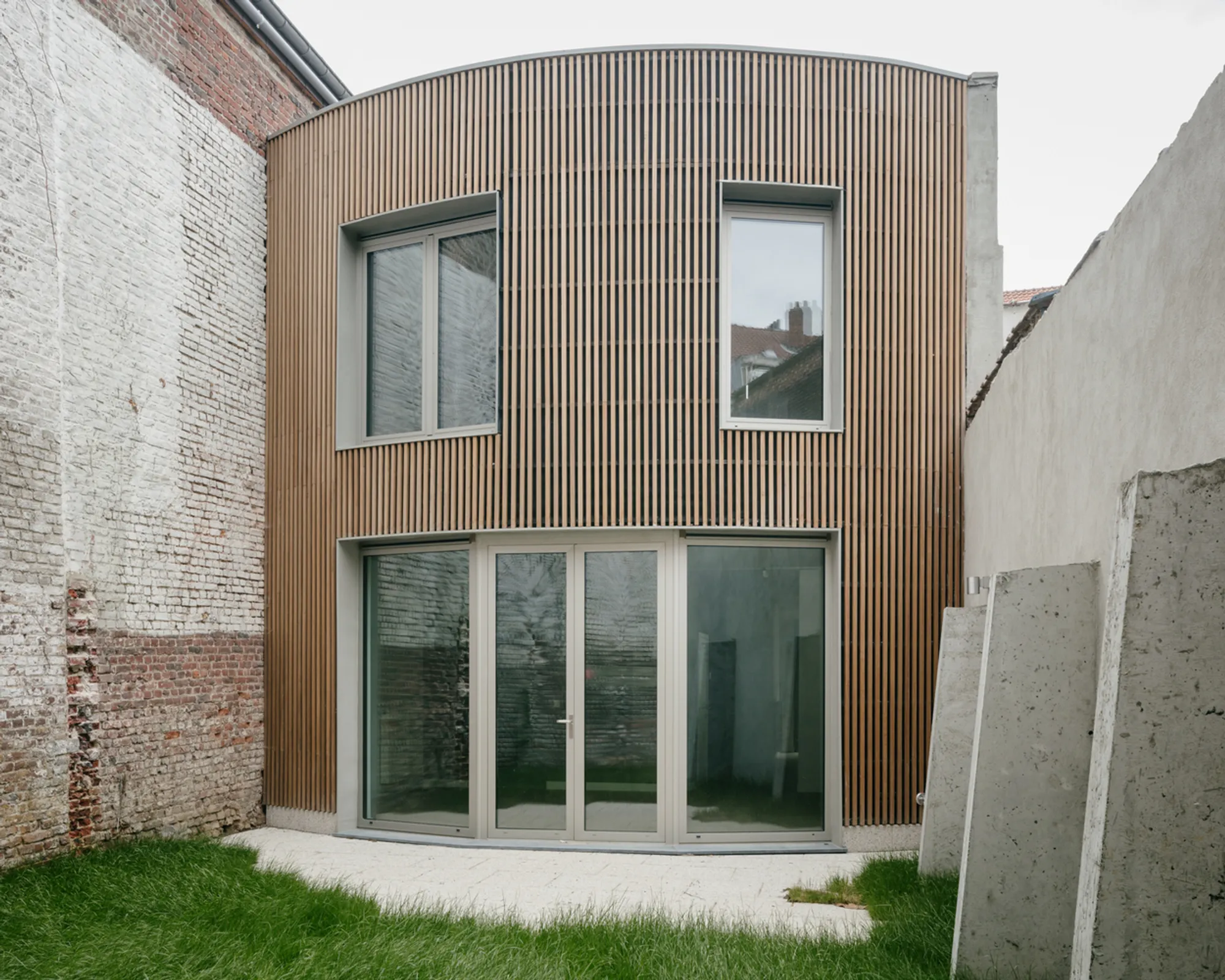 Urban Multifamily Architecture: The Koto / Notan Office Project in Schaerbeek