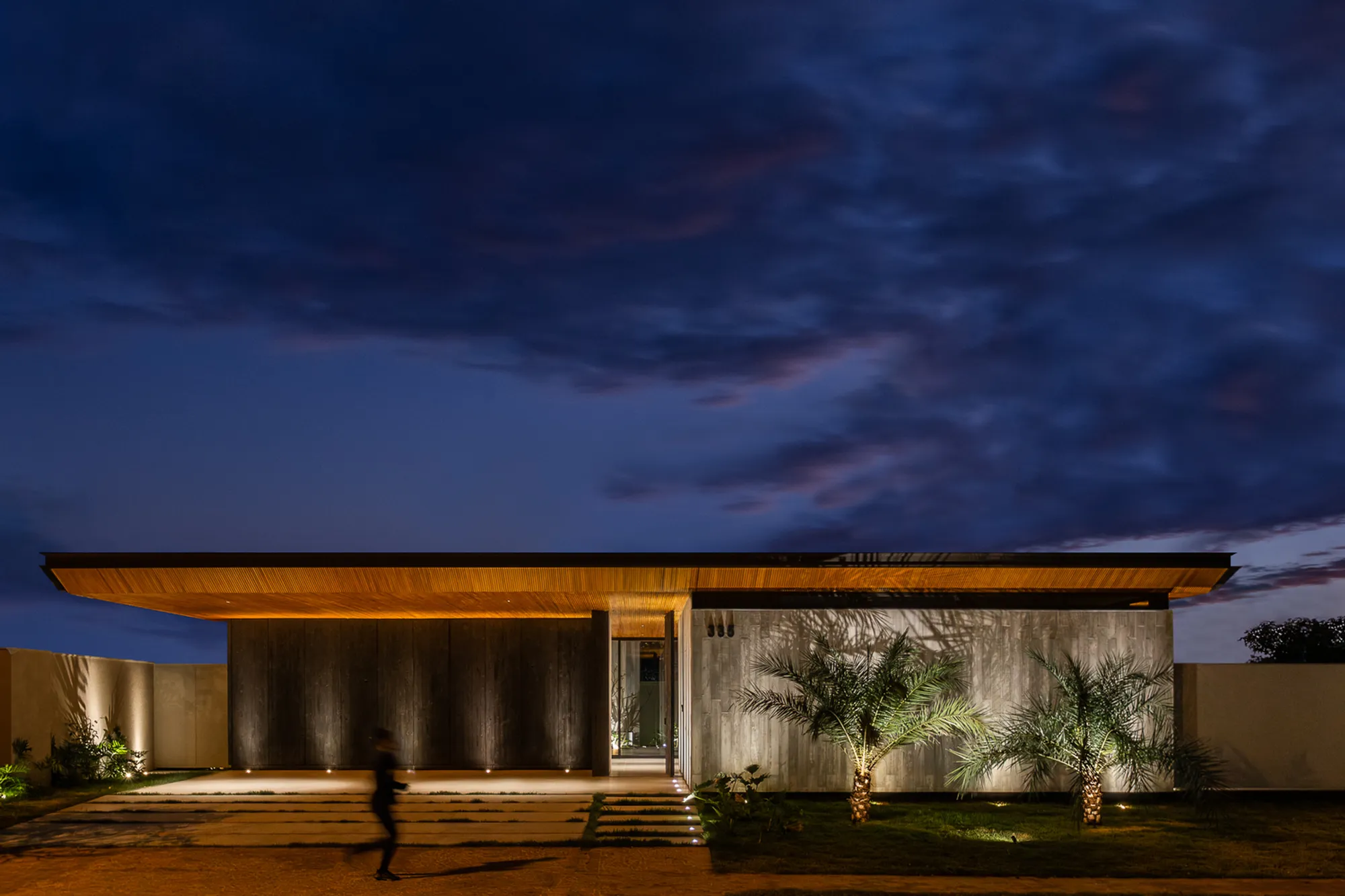 Minimalist Architecture in Brazil: A Deep Dive into AG House by Studio Porto Arquitetura