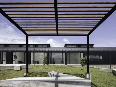 Community Shelter Architecture: The Shelter and Community Dining Room by Side FX Arquitectura
