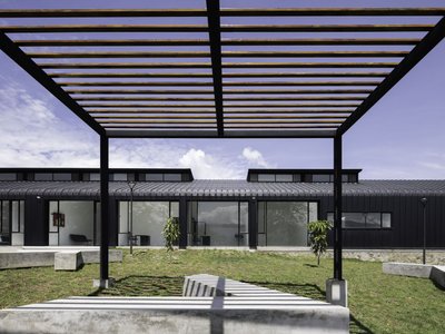 Community Shelter Architecture: The Shelter and Community Dining Room by Side FX Arquitectura