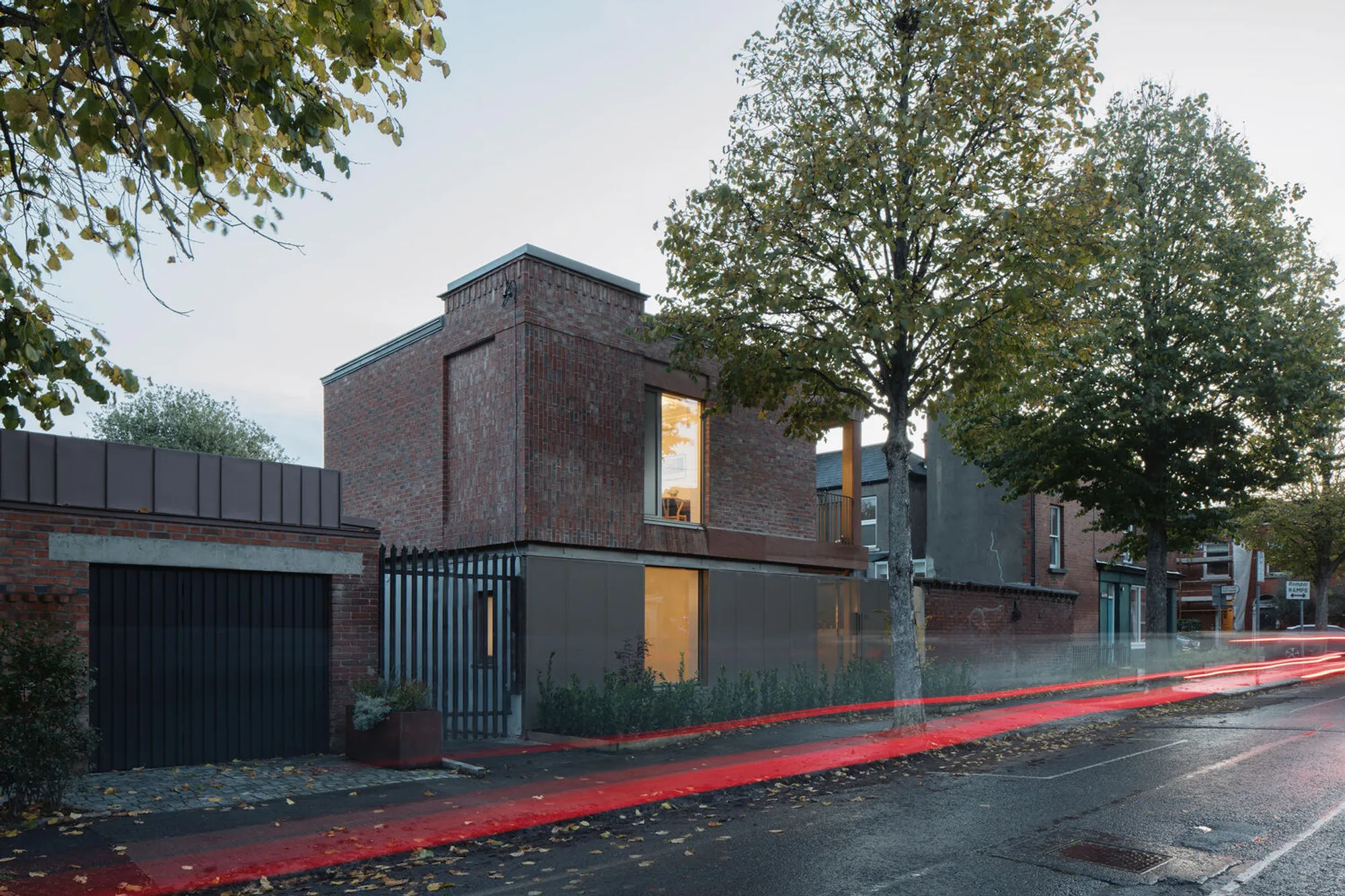 Compact Urban Dwelling Design: A Case Study of 13a Portobello by Gró. Works