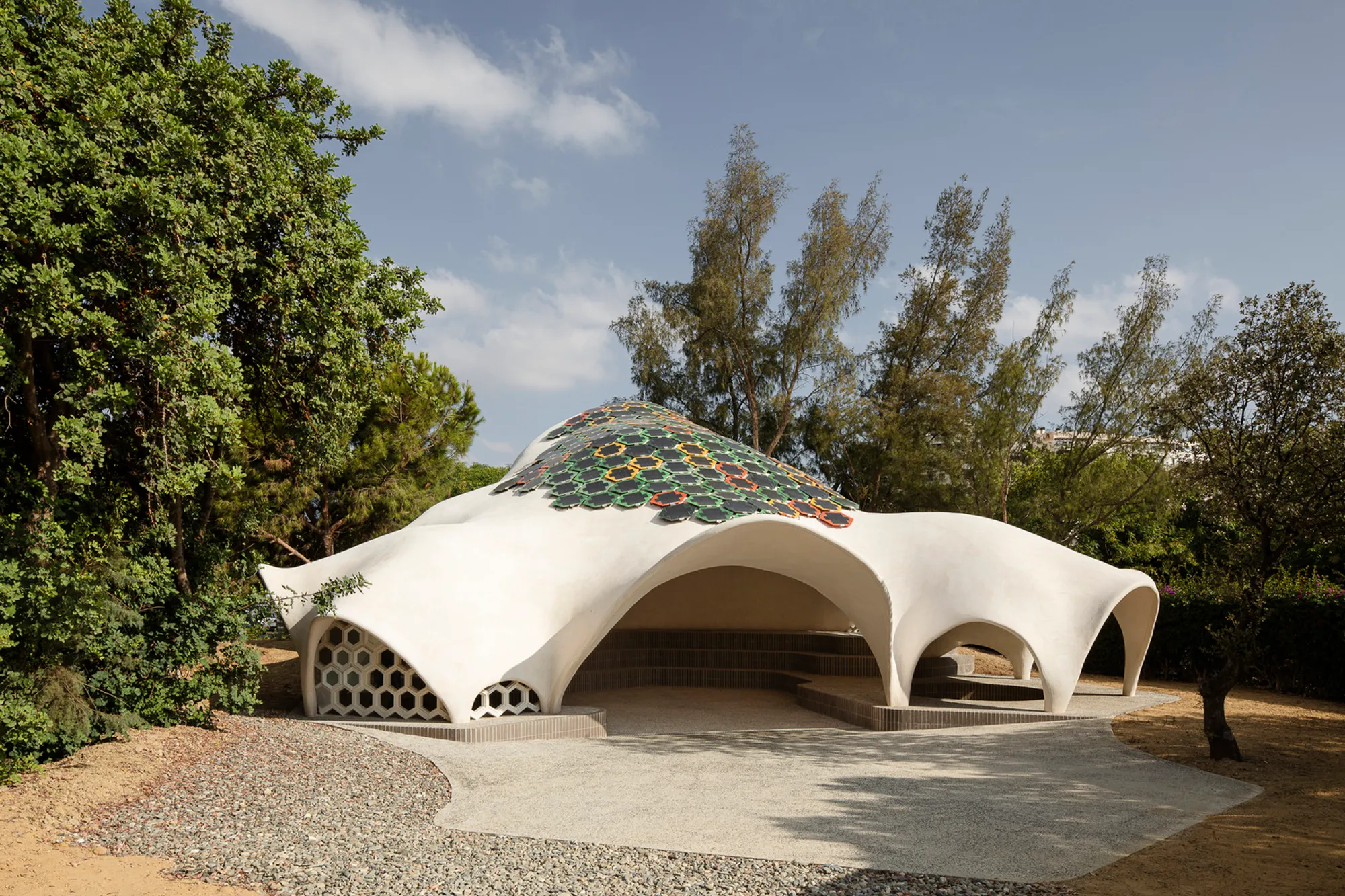 Pavilion E4: Pioneering Innovative Outdoor Classroom Design