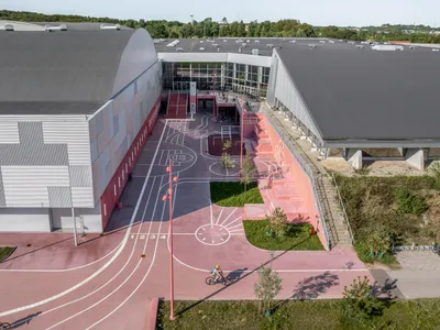 Urban Plaza Design: Transforming Spaces with Bold Architecture