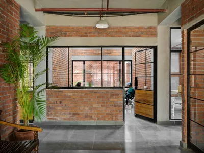 Chinar Textile Studio: A Model of Sustainable Architecture for Creative Workspaces