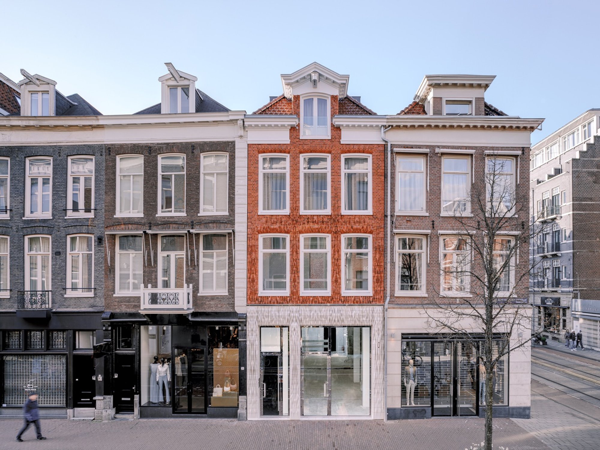 Innovative Architectural Design: Merging Tradition with Modern Technology