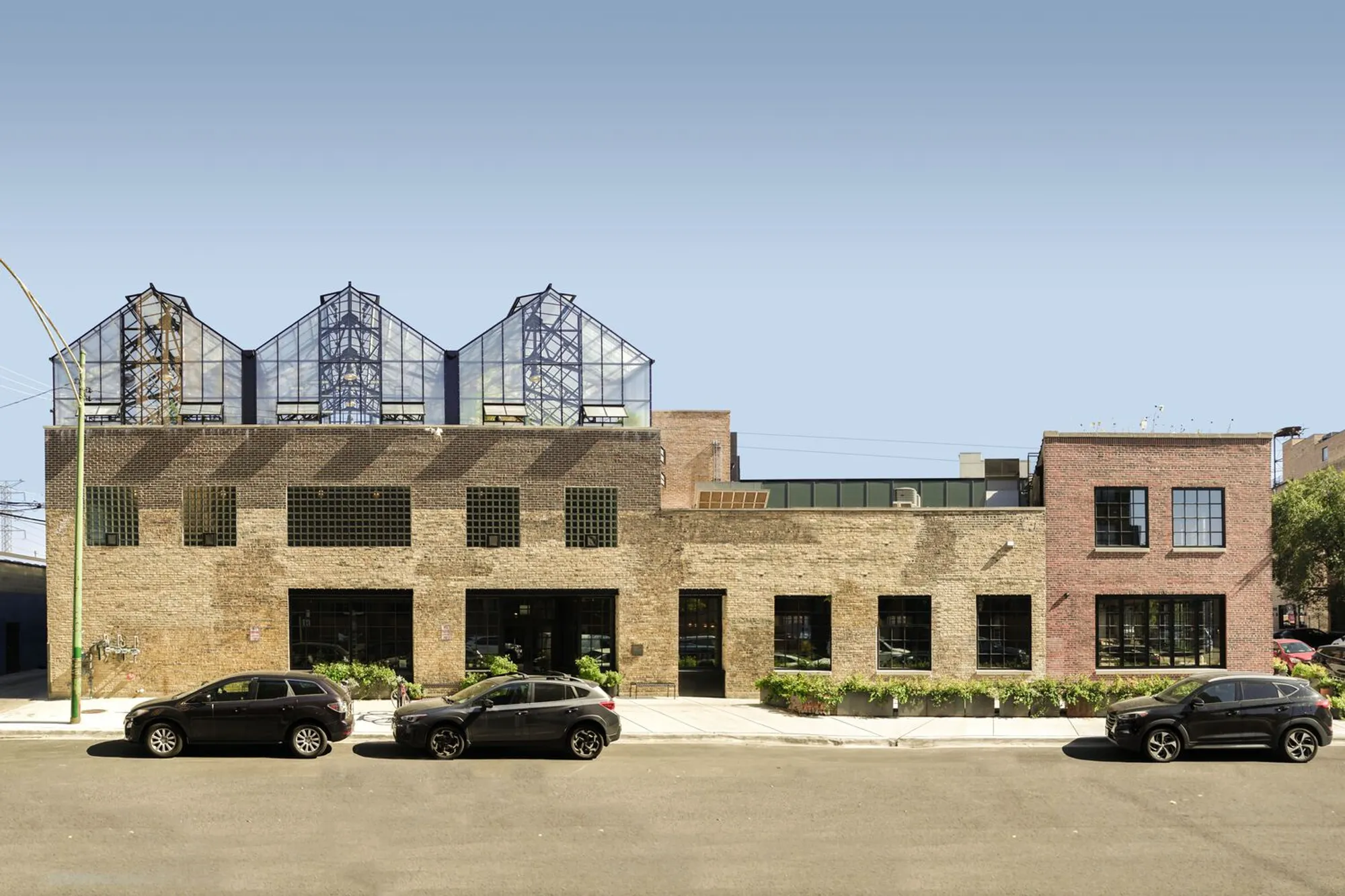1516 W Carroll: Warehouse to Rooftop Farm in Chicago