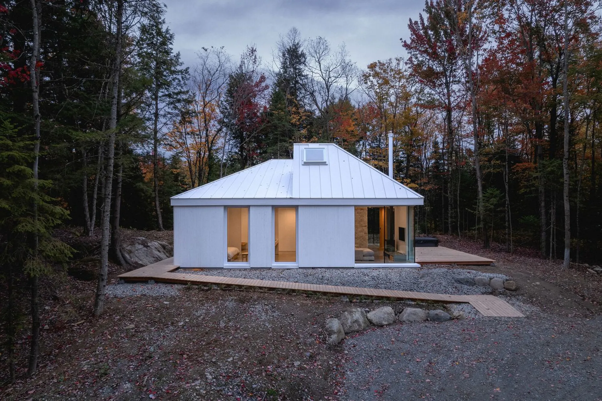 Habitat Selenite: A Forest Wellness Lodge in Quebec