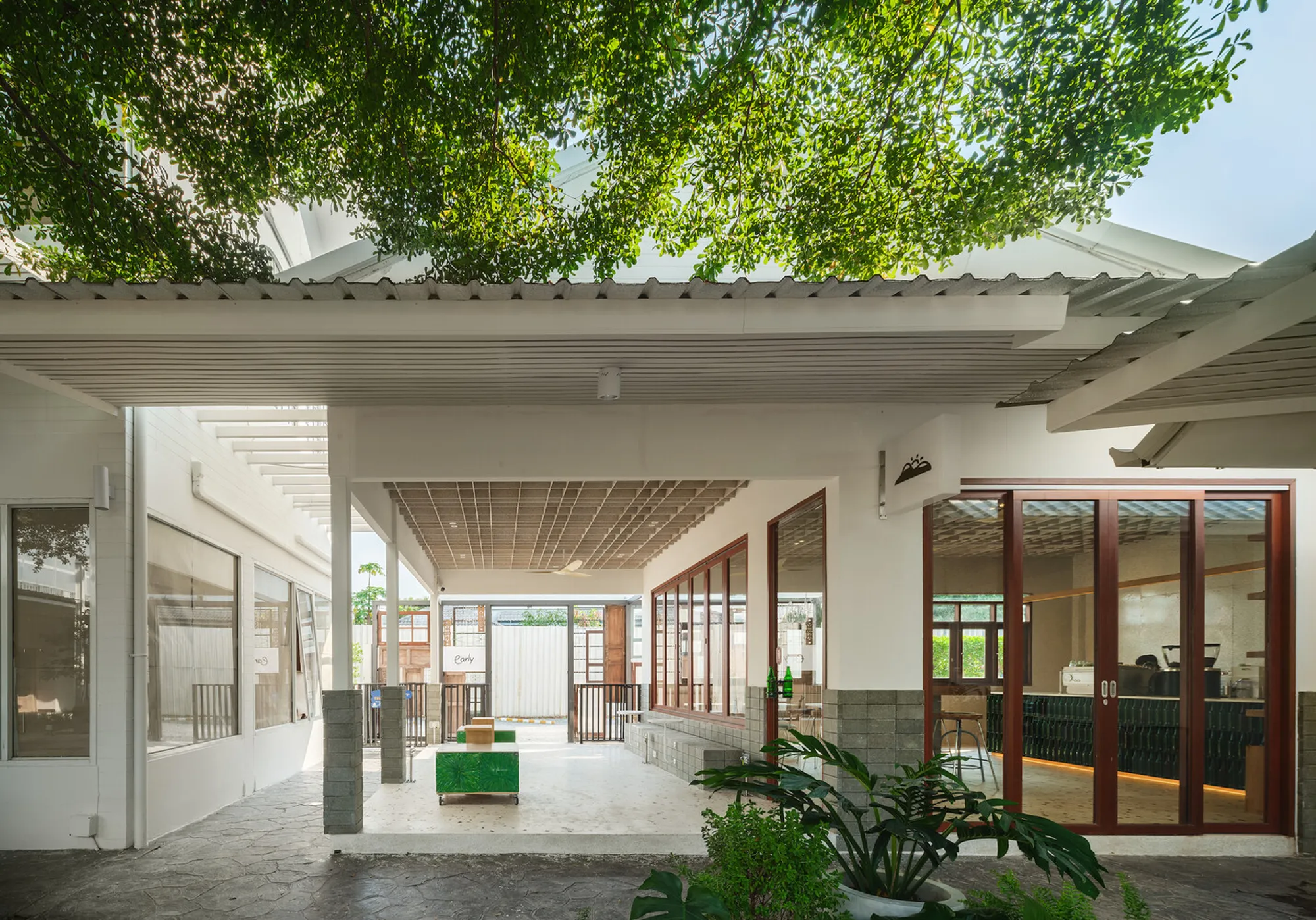 Early Yuyen Cafe: Circular Design in Bangkok