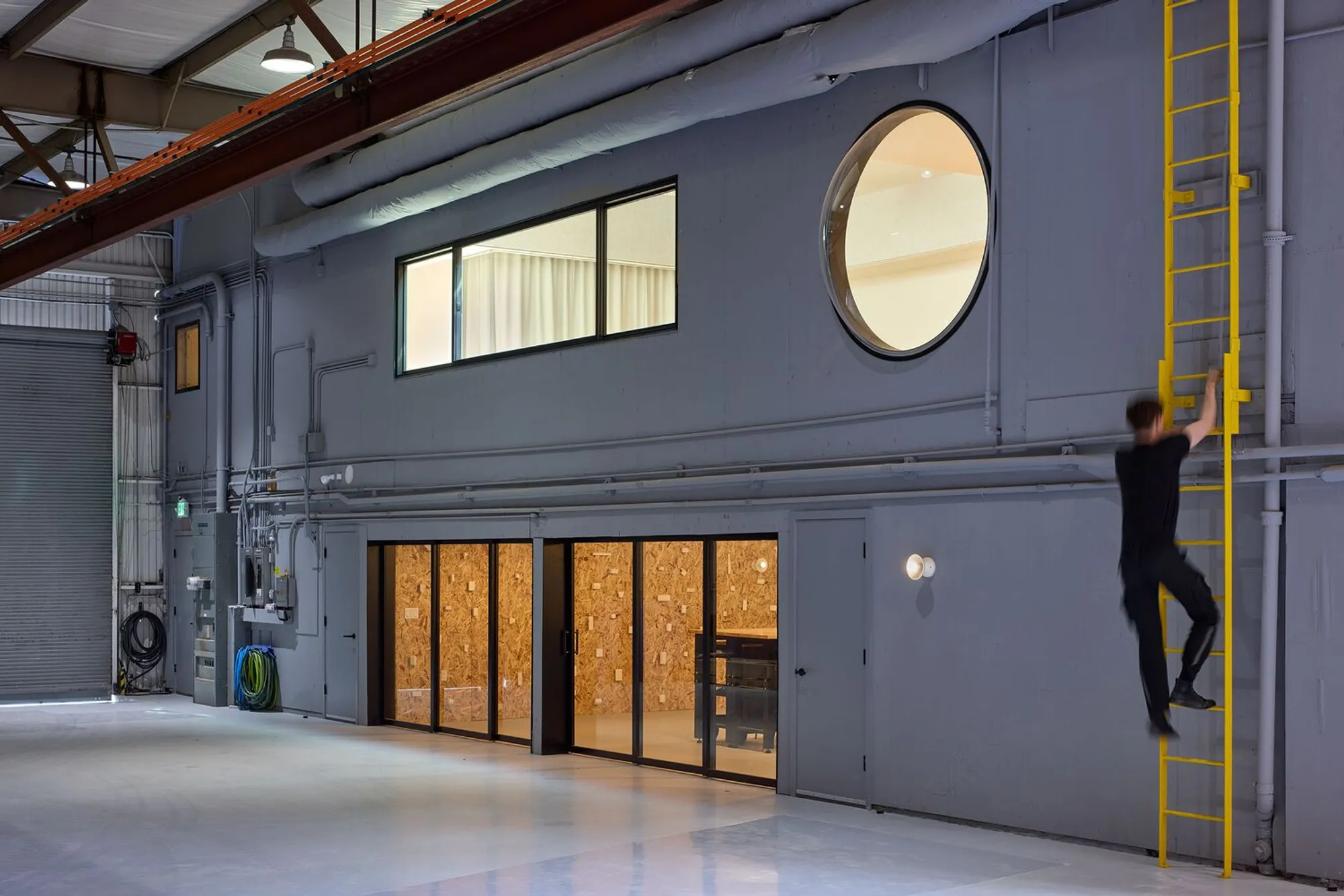 ONO Inserts a Micro-Village of Sleeping Nooks and Steel Volumes into a San Francisco Warehouse