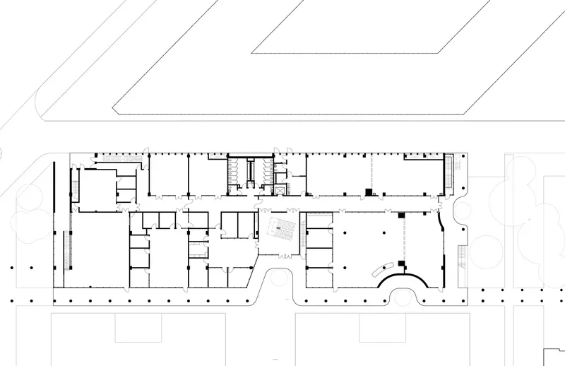 Ground floor plan drawing showing the building footprint within its street context and site boundaries