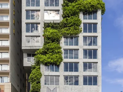 Ho Khue Architects Weaves 5,000 Square Meters of Greenery into a 25-Story Da Nang Hotel Tower
