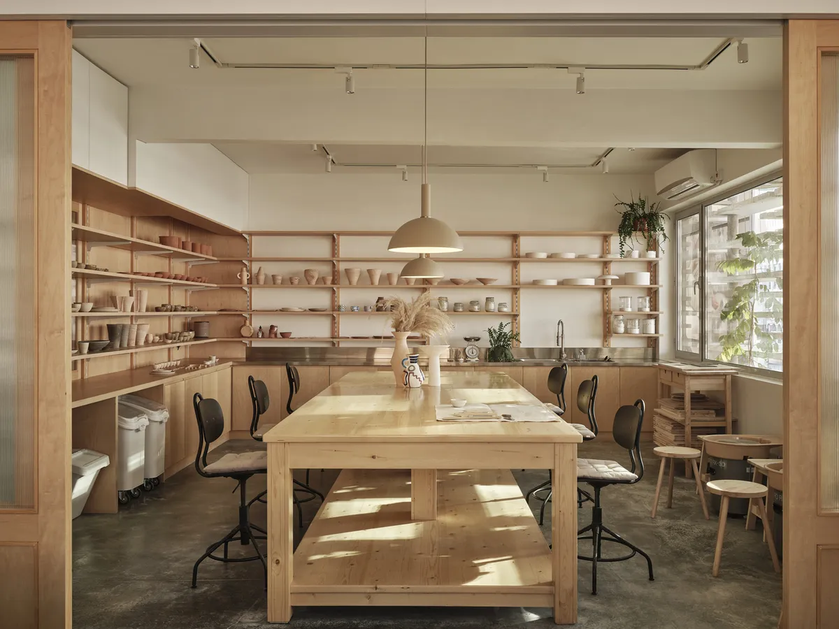 Rawan Muqaddas Carves a Clay Studio Out of a 1967 Kuwaiti Shopping Mall