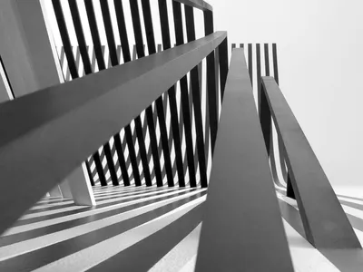 Illusory Space: Architecture That Moves Without Moving