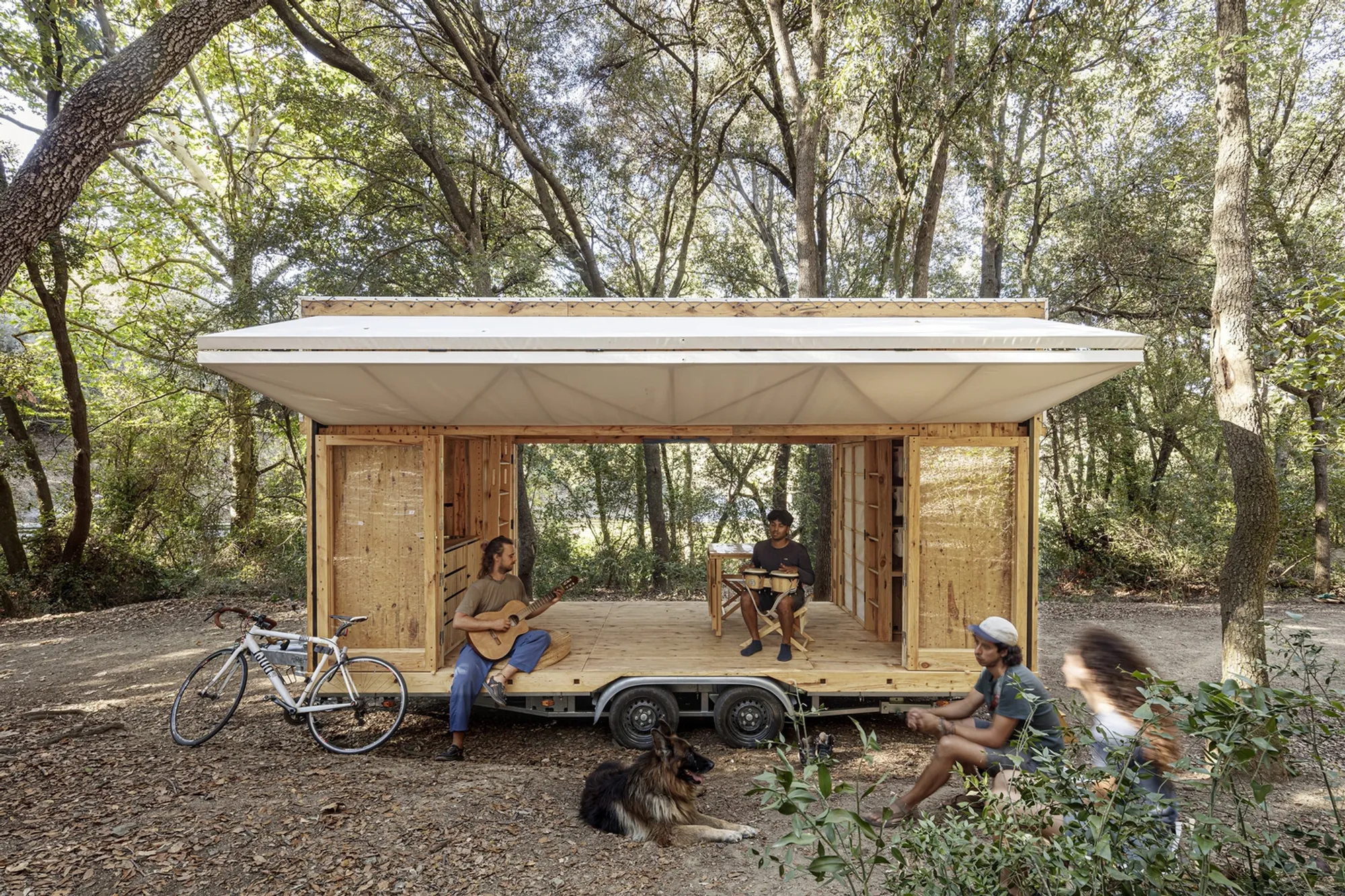 Revolutionizing Tiny Living with Sustainable Mobile Home Design: The MO.CA Mobile House