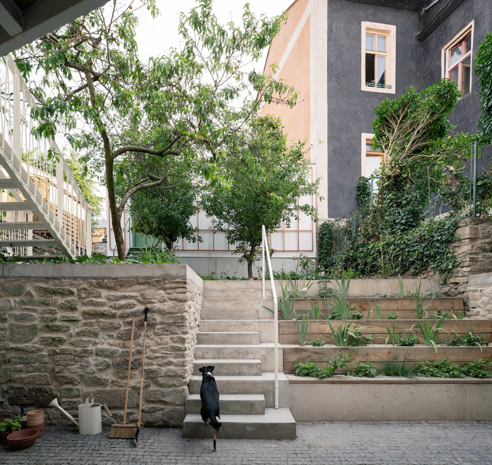 Historical Home Transformation: A New Life for Kutná Hora Residence by BYRÓ architekti