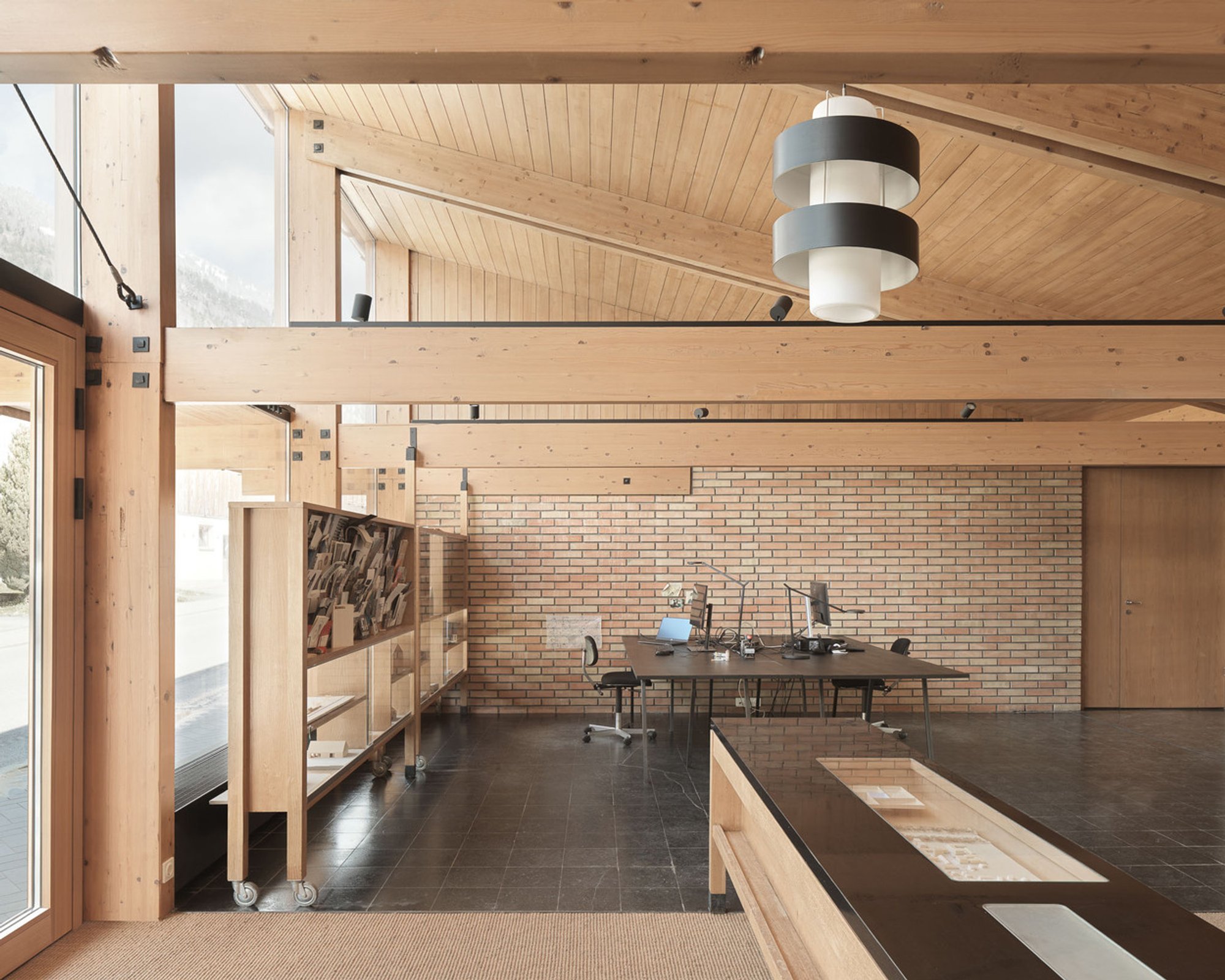 Adaptive Reuse Architecture in Austria: A Case Study of Kriechere 70 by Innauer-Matt Architekten
