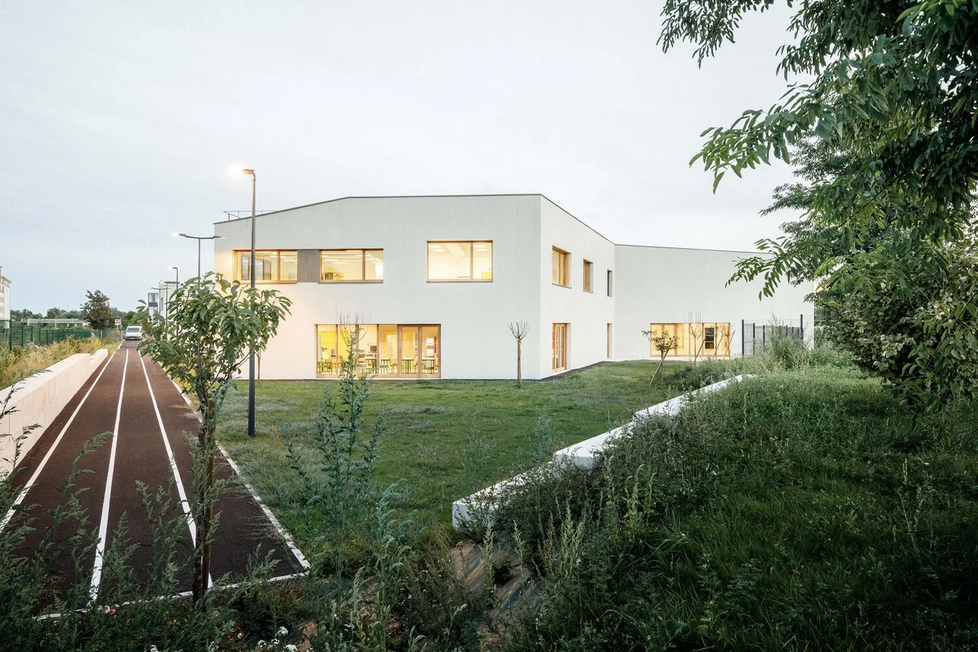Introduction to Sustainable Educational Architecture
