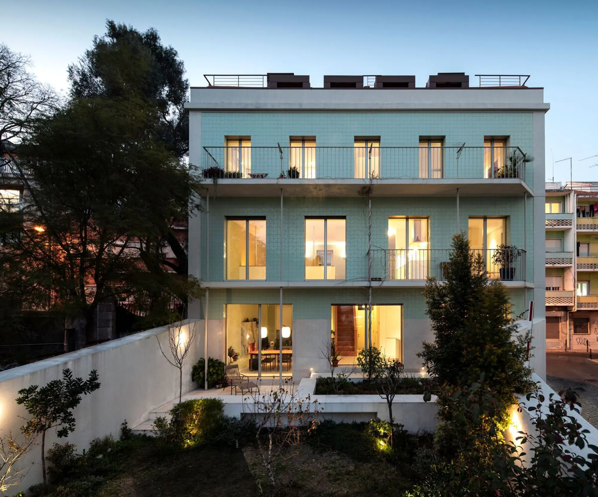Urban House Renovation: Transforming House No. 11 – Santa Isabel by Camarim Arquitectos
