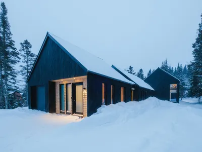 Eco-Friendly Mountain Home Design in Quebec: Unveiling Des Cimes Residence by Patriarche