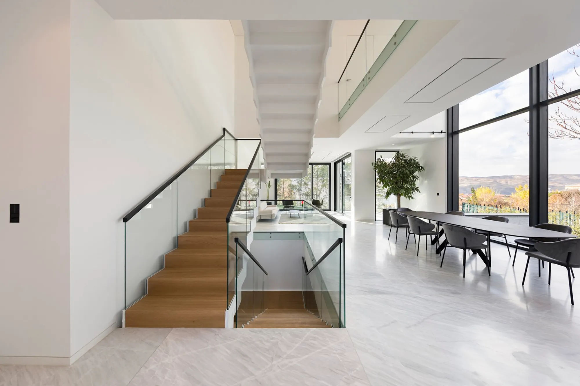 Luxury Modern Villas in Lavasan: An Architectural Review of Gol Villa by Boozhgan Studio