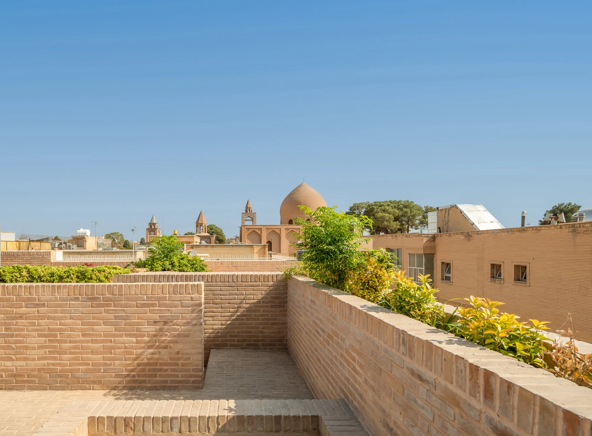 Contemporary Home Design in Isfahan: A Closer Look at House No.10 by USE Studio