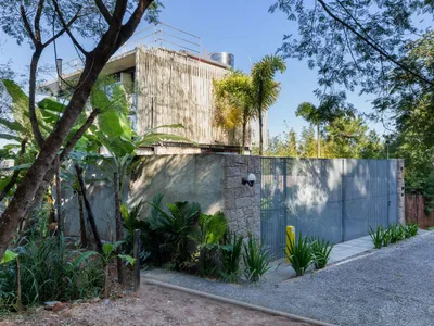 Beach House Architecture: House Pôr by Studio Carlito e Renata Pascucci