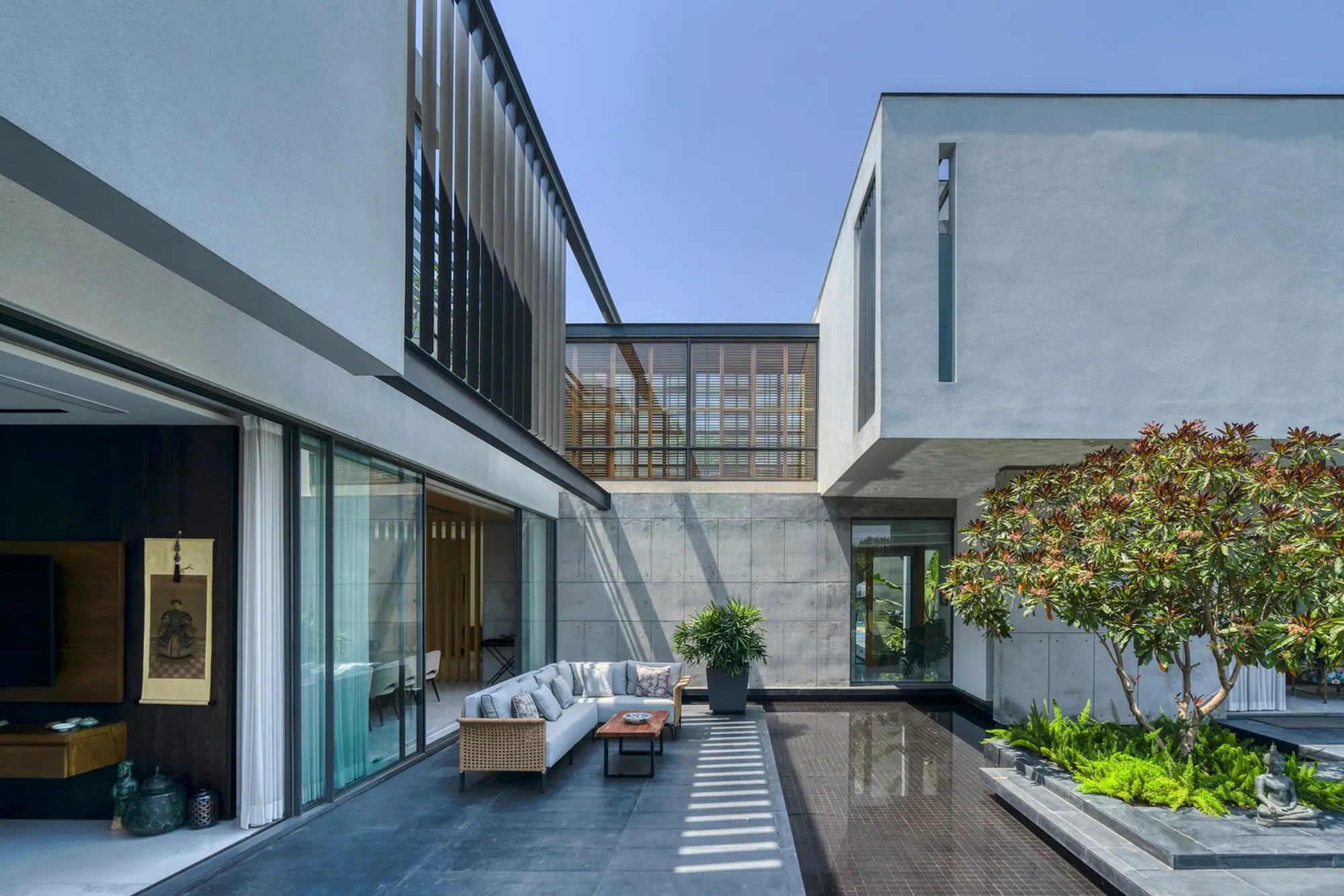 Planar House: A Monolithic Architectural Marvel in New Delhi