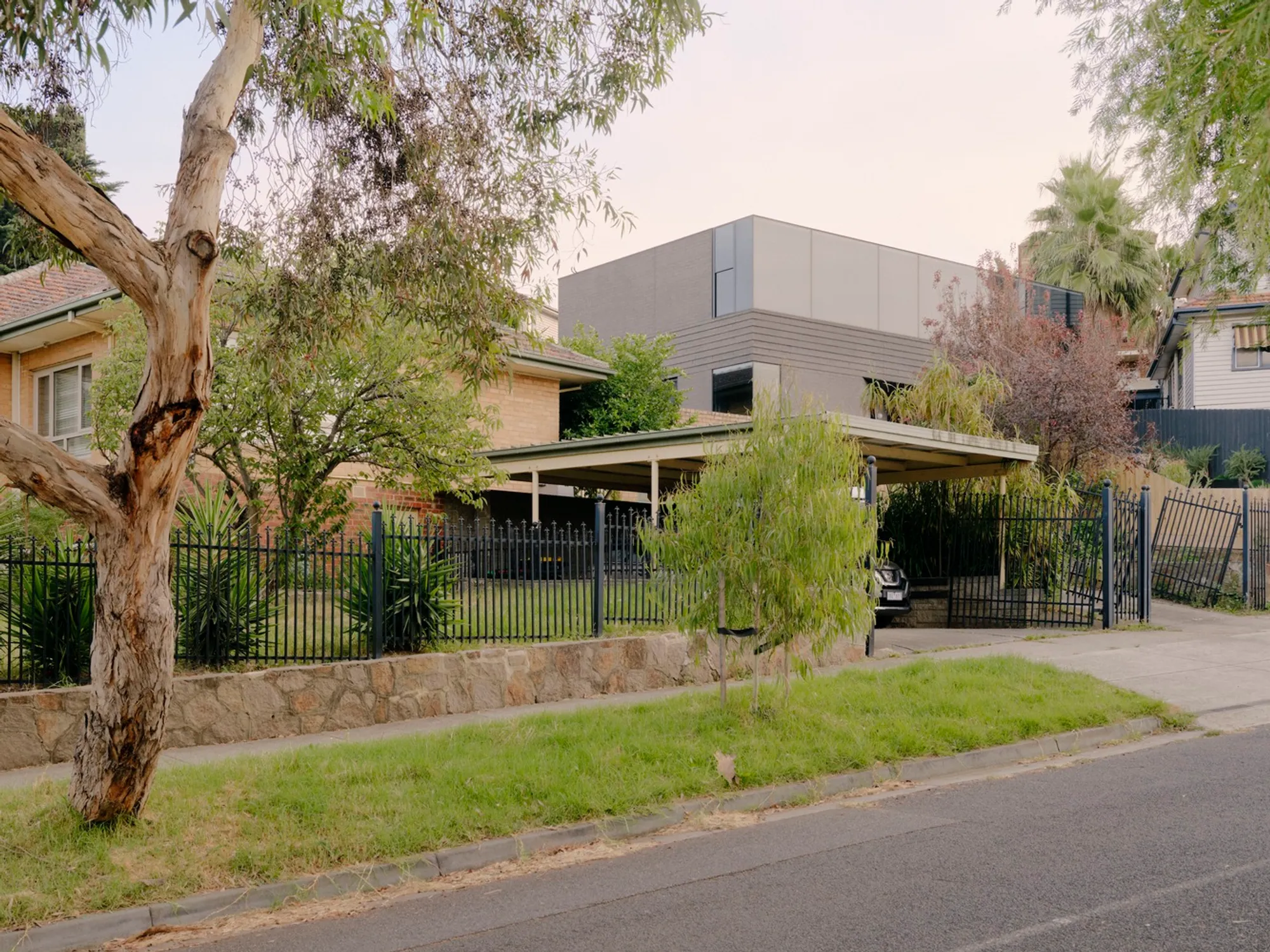 Horizon House: A Paradigm of Modern Suburban Home Design