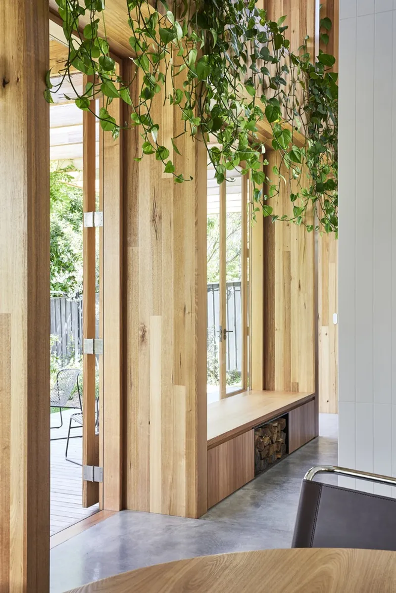 Unieditorial22024 05 27T07 59 12 698672