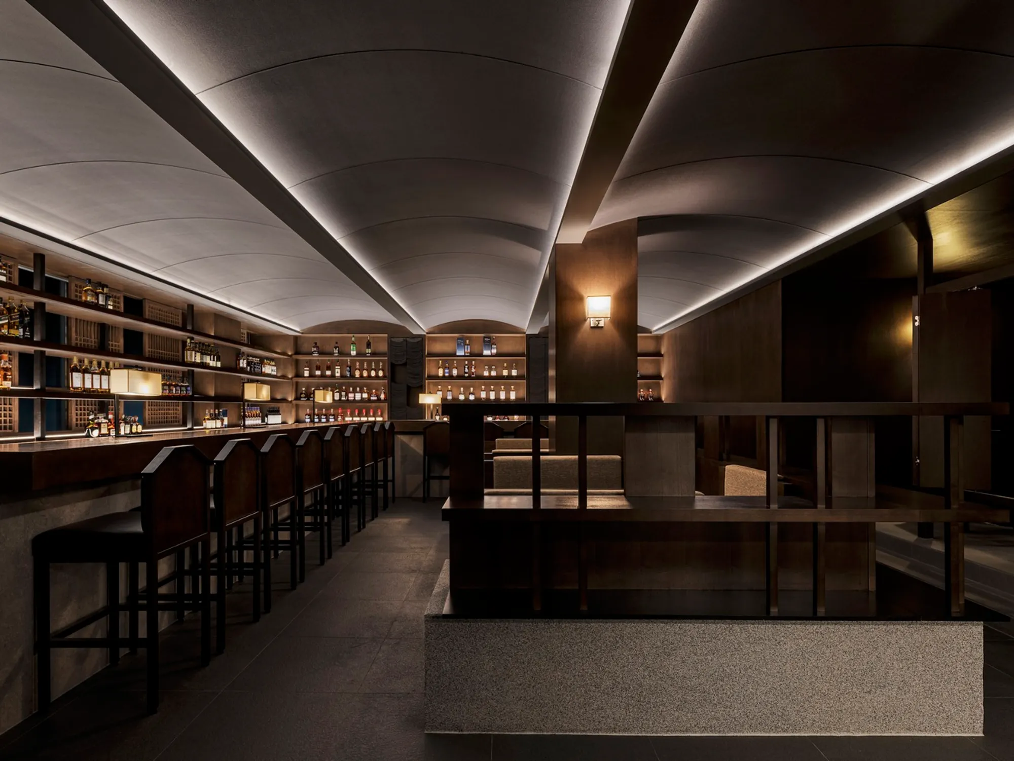 TENT Whiskey Bar 2nd by Plainoddity: A Contemporary Tribute to Joseon Nobility and Korean Craftsmanship
