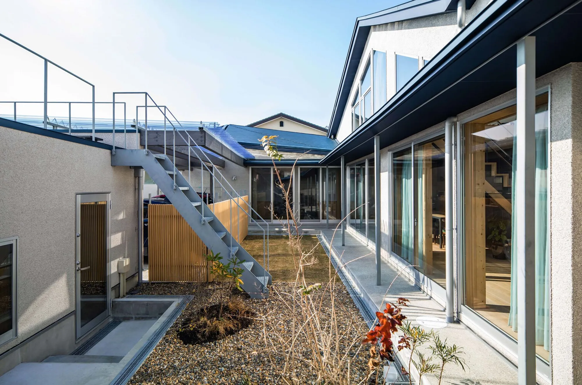 House Ag by Hideo Arao Architects Office