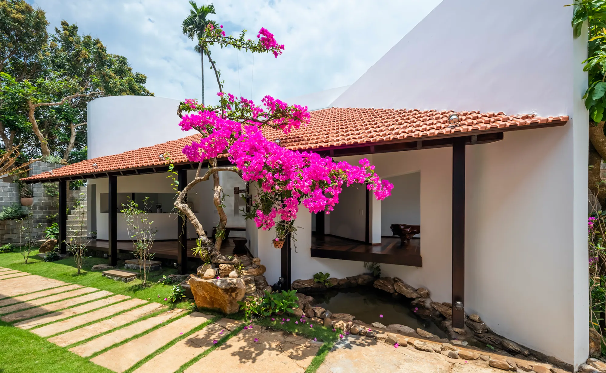 Trúc Lâm Anh Retreat by 6717 Studio: A Vietnamese Vernacular Architecture Retreat in the Central Highlands