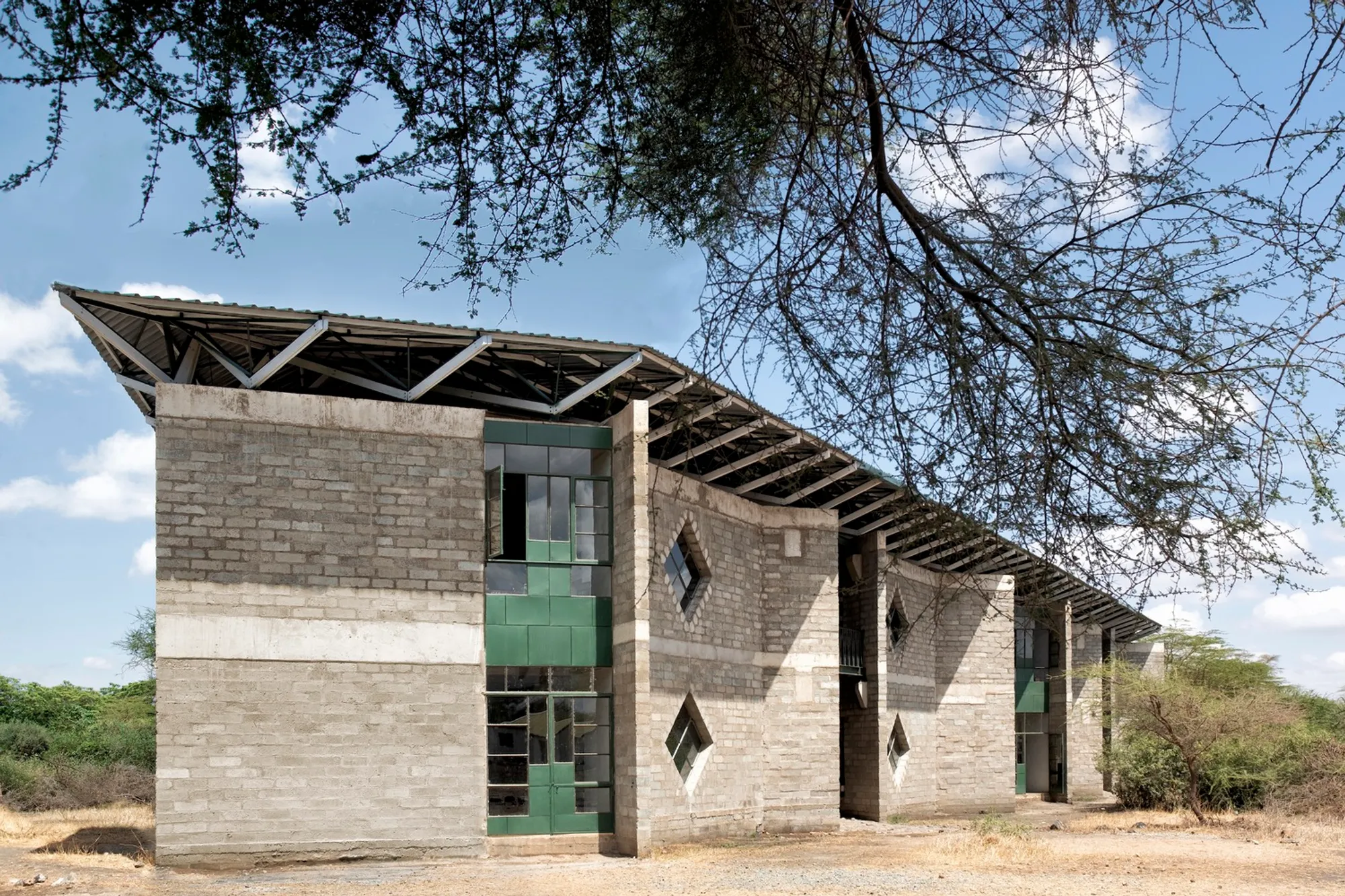 Simba Vision Montessori School in Tanzania: A Sustainable Educational Campus Rooted in Local Culture and Climate