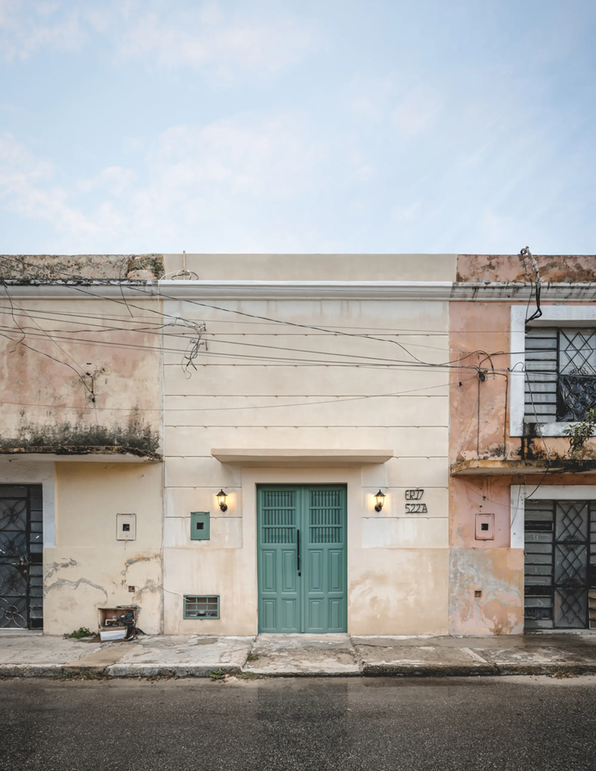 Ermita House: A Harmonious Blend of Colonial Heritage and Contemporary Design by Studio A