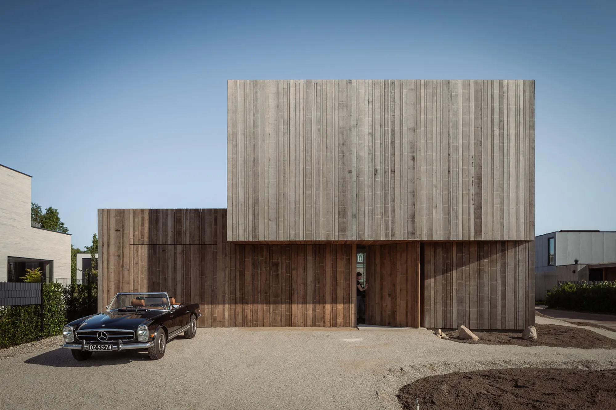 Villa K340 by François Verhoeven Architect: A Sustainable Split-Level Residence Blending Architecture and Landscape in The Hague