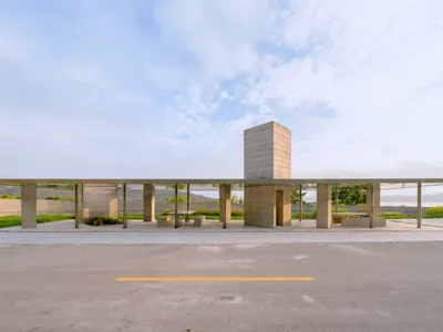 Columnating Pavilion Design by Found Projects and Atelier Noirs: A Sculptural Approach to Coastal Architecture