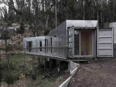Shipping Container House Design in Wye River: House 28 by Studio Edwards