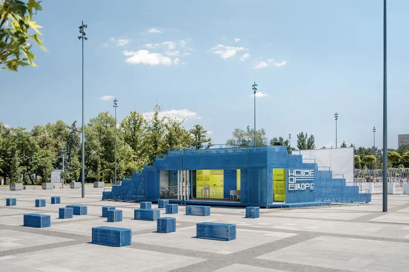 Mobile Pavilion
