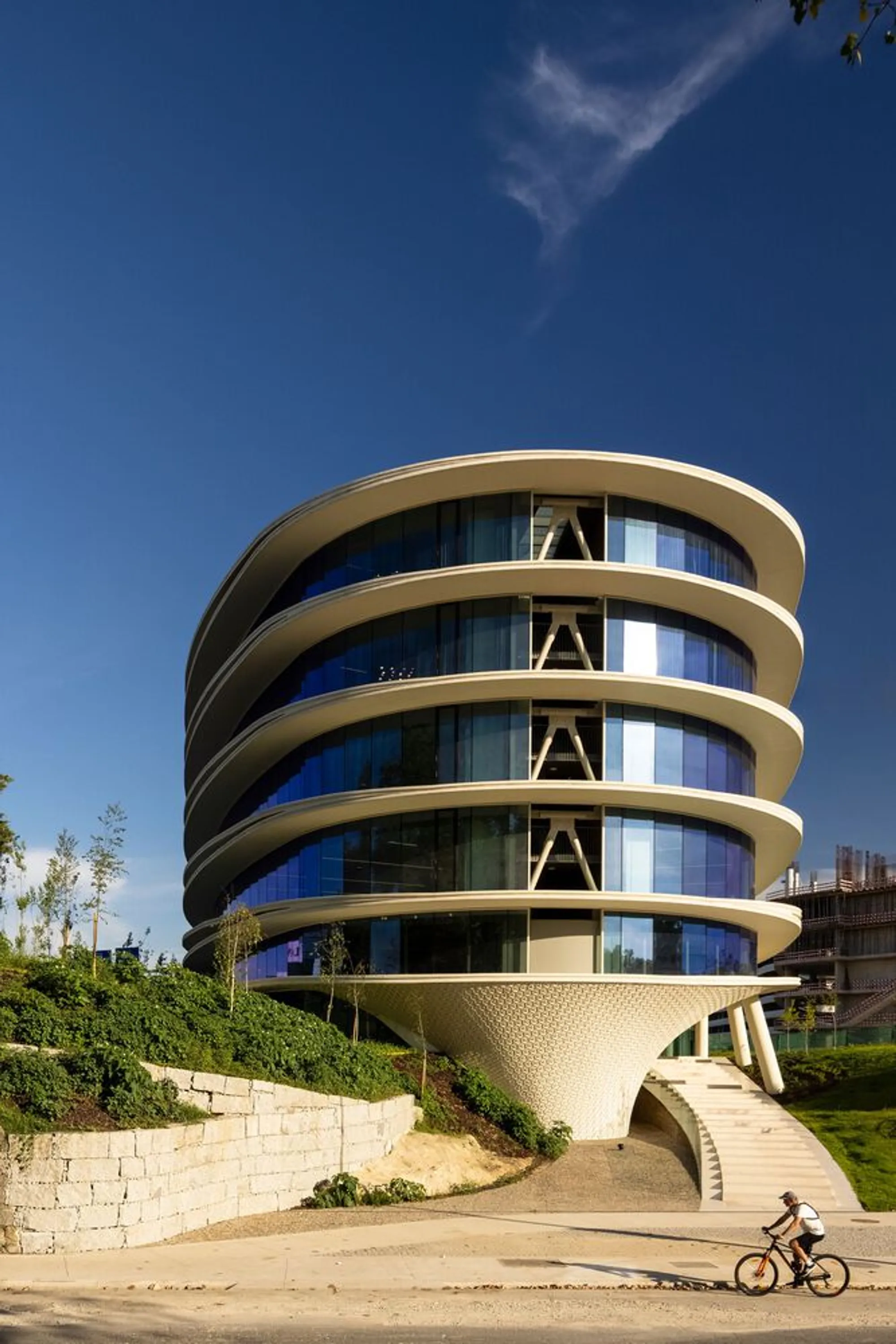 ICON Douro Building: A Landmark of Urban Regeneration and Sustainable Design by Luís Pedro Silva Arquitecto Lda