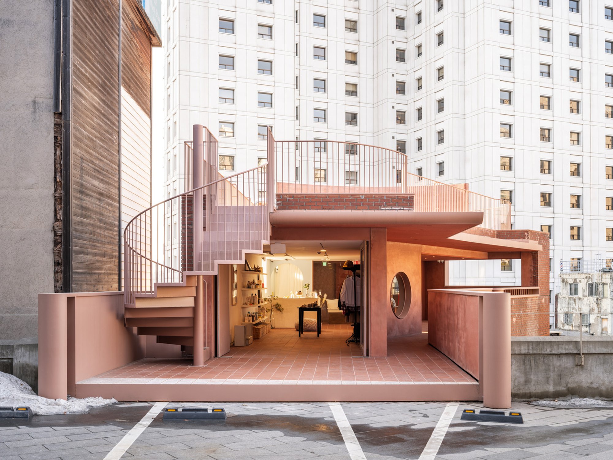 Piknic 2020 Cultural Centre: A Transformative Renovation by Indiesalon