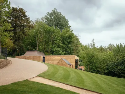 Rammed Earth Yoga Studio by Invisible Studio: A Sanctuary of Light and Natural Materials