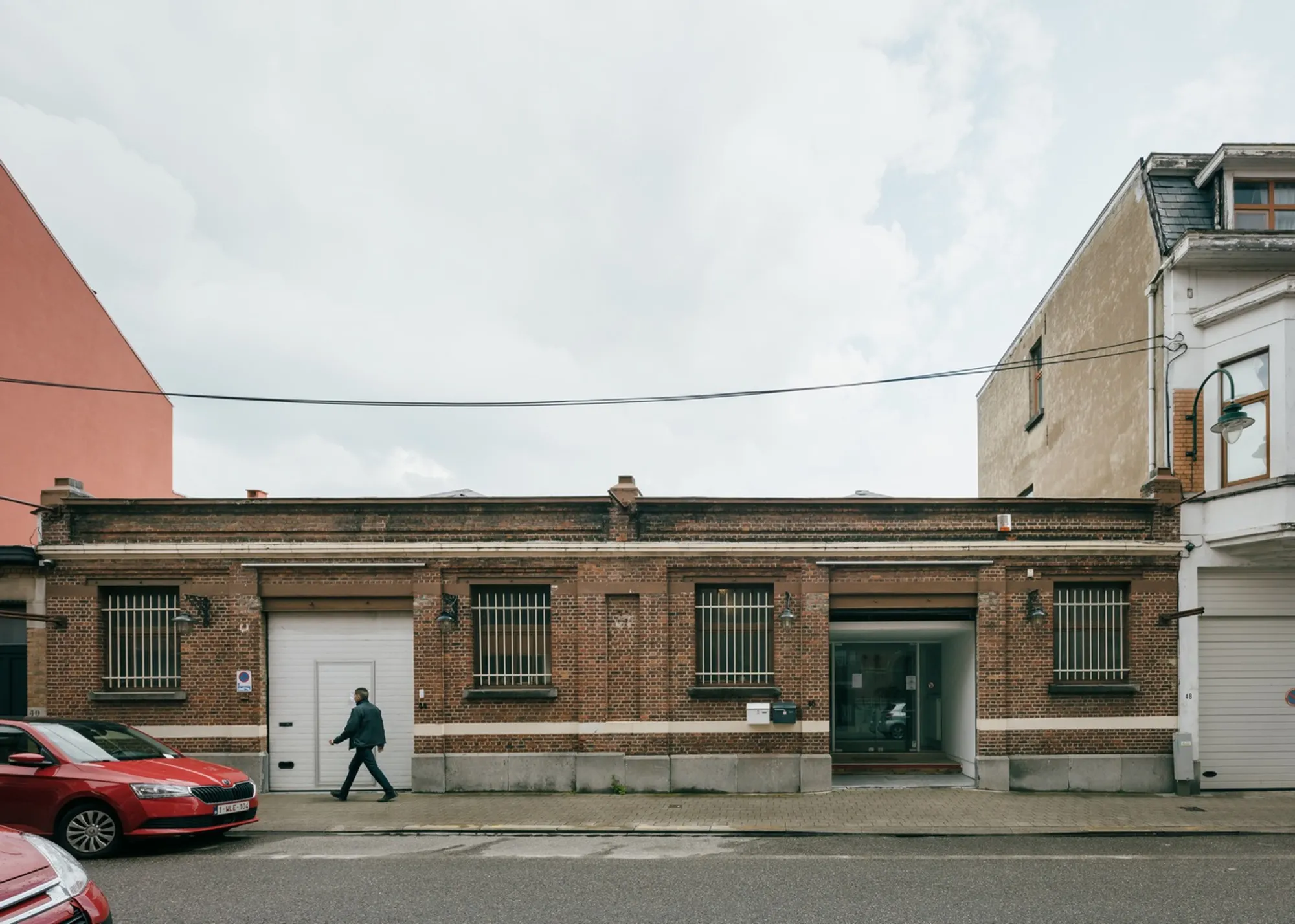 Medical Center Bles by OFFICEU Architects: Adaptive Reuse of Industrial Heritage for Holistic Healthcare in Brussels