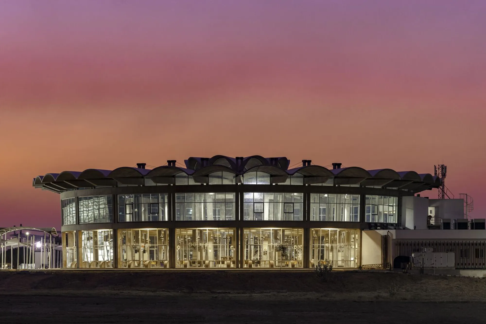 Sanand Factory by Studio Saar: A Sustainable Industrial Campus Promoting Wellbeing and Energy Efficiency