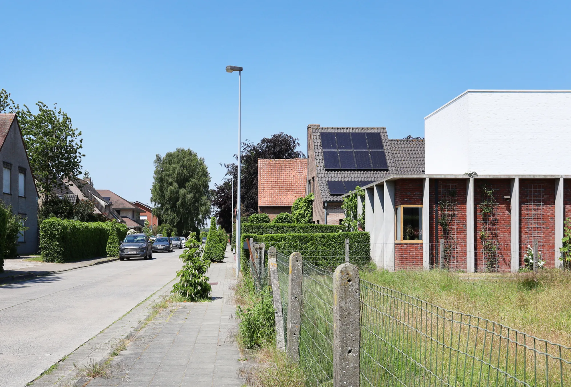 Paul and Monique House by Atelier Vens Vanbelle: A Retirement-Ready Brick and Concrete Sanctuary in Ghent