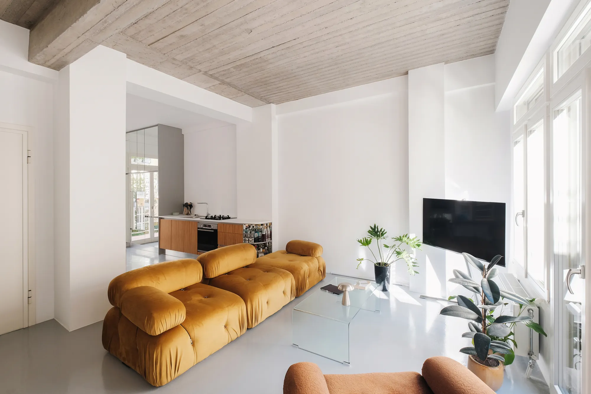 XT97 Modernist Housing: A Masterpiece of Modernist Architecture Restoration in Athens