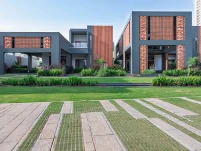 Manjodaya House by Ecumene Habitat Solutions: Harmonizing Modern Architecture with Vernacular Design in Bangalore