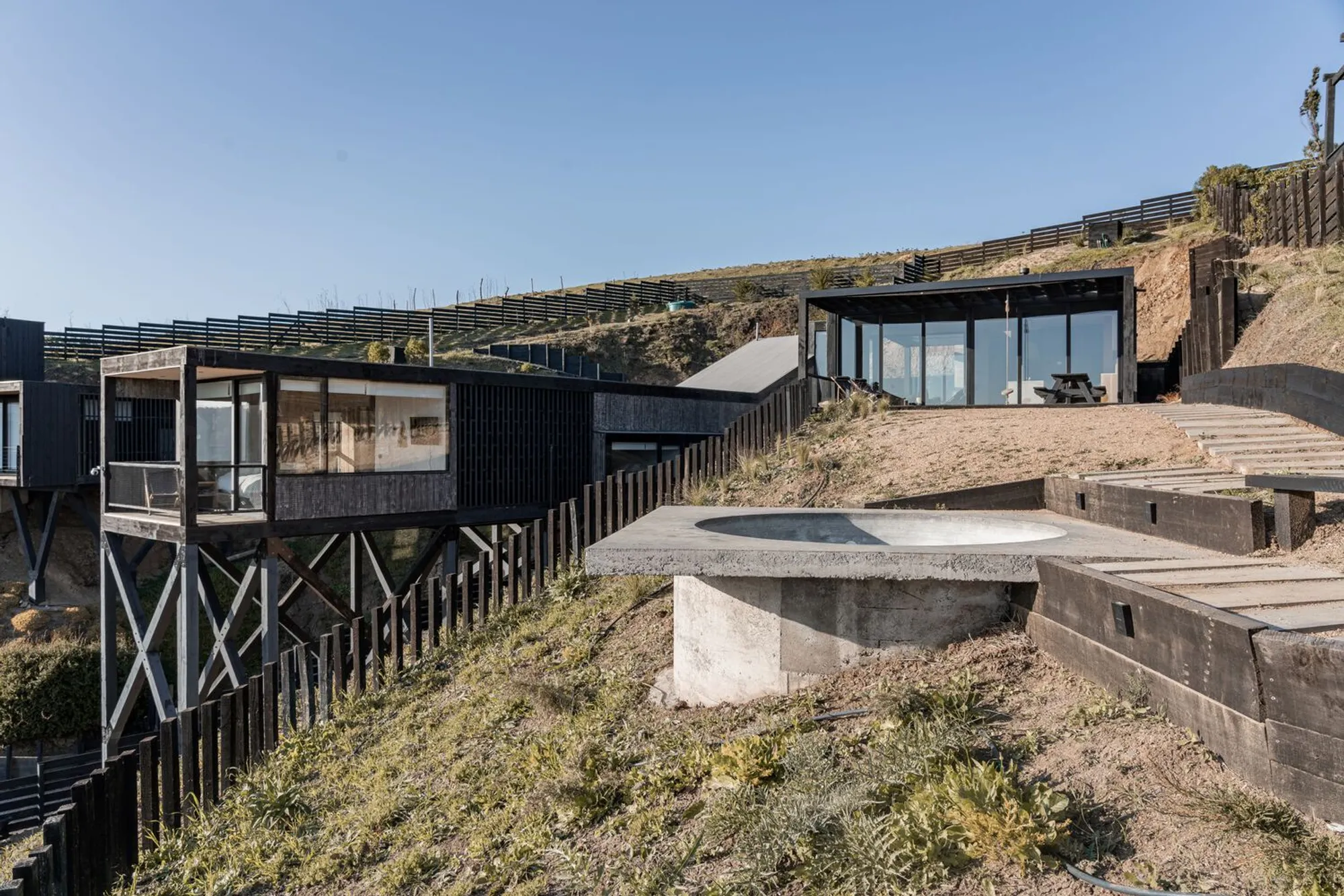 Coastal Hillside House Design: HRMTZ House by o2 Arquitectos in Matanzas, Chile